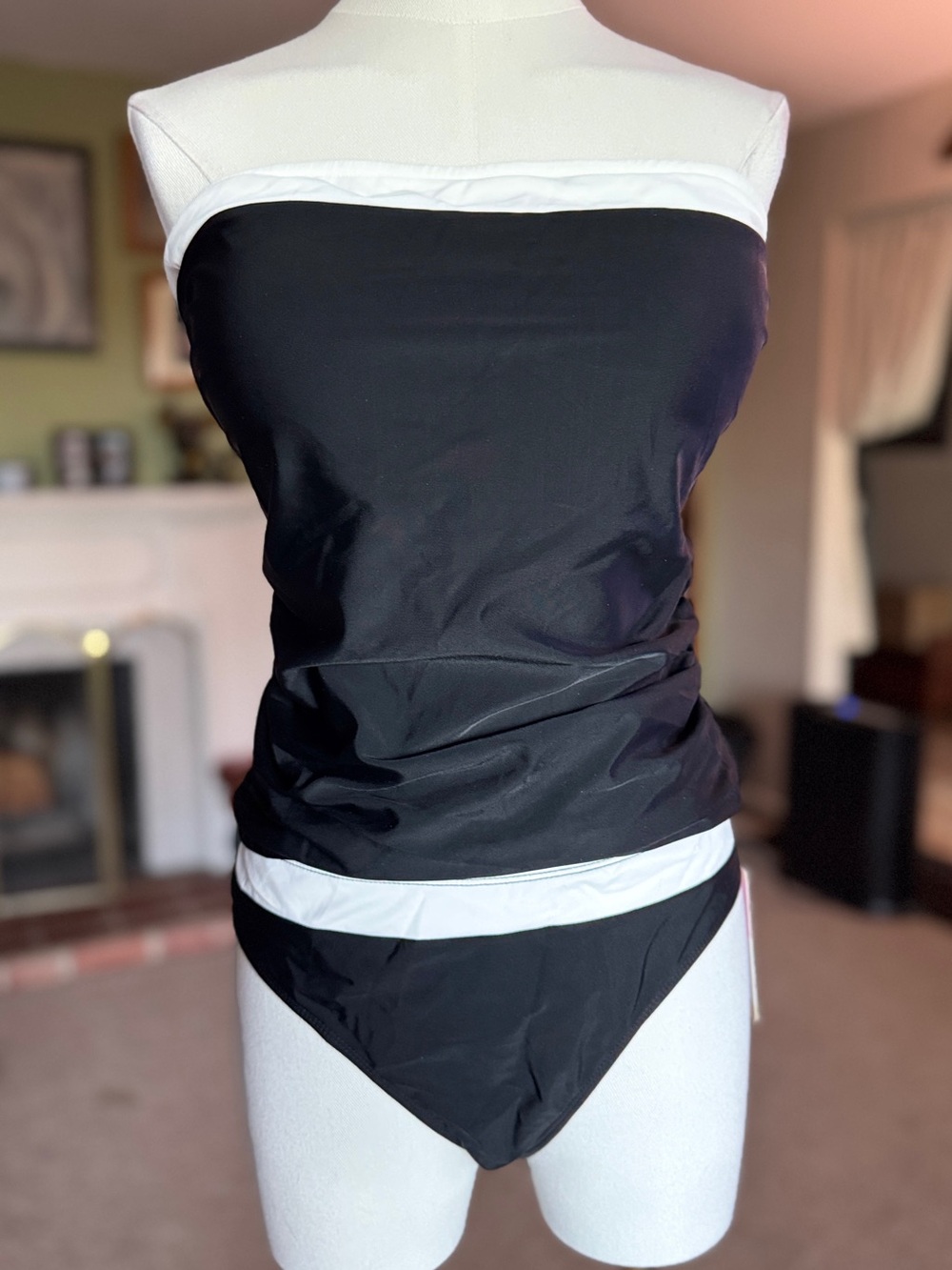 Women’s Tankini Set XL Black White Strapless Ruched 2 Piece